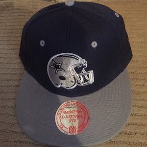 Dallas Cowboys Mitchell & ness SnapBack never worn