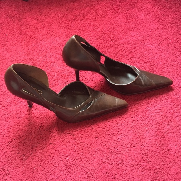 Brown heels - Picture 2 of 4