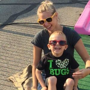 Meet your Posher, Emily