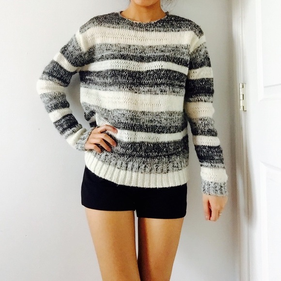 NWOT CYNTHIA POWLEY Horizontal Strip Sweater