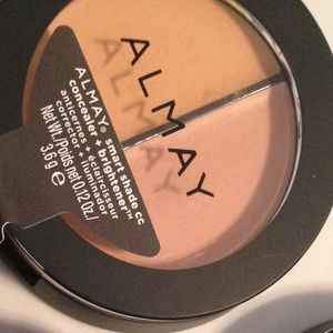 Almay Smartshade CC💄