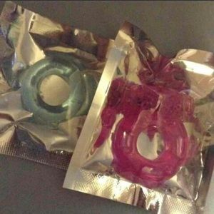 Two new sealed men's o rings