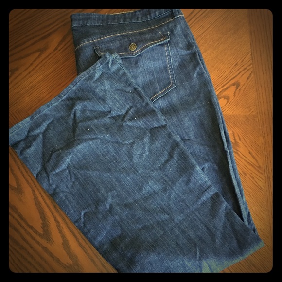 LOWER PRICE!! Old Navy Bell Bottom Jeans