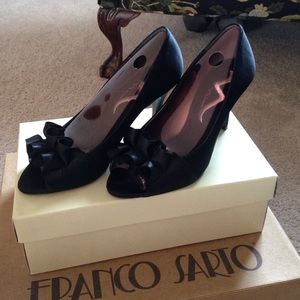 Black satin dress shoes