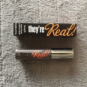 benefit "they're Real!" Mini mascara