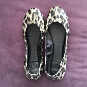 Grey Patton learher leopard print Tory Burch flats