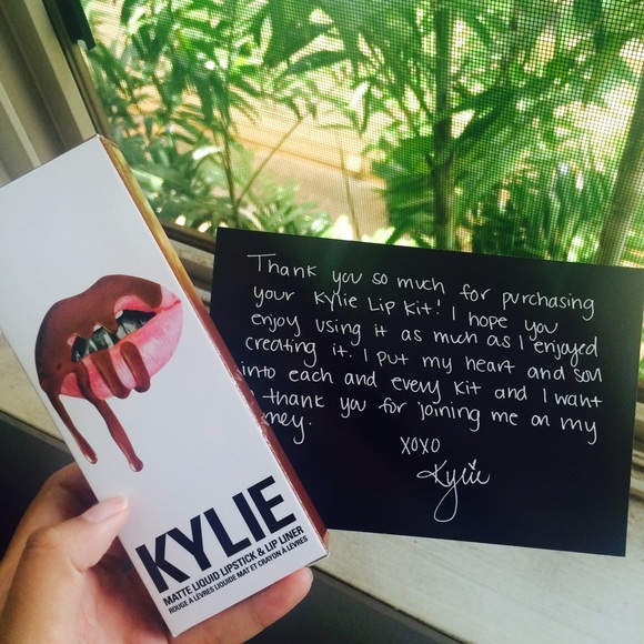 Kylie Lip kit in Dolce K