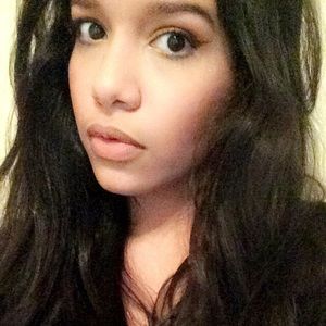 Meet your Posher, Andrea