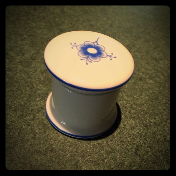 B & G trinket-only 500 made