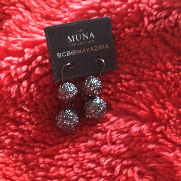 BCBGMaxAzria Jewelry - BCBG tear drop earrings