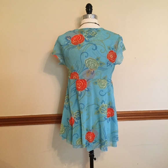 Hold💝Sweet Pea floral empire waist tunic top - Picture 3 of 4