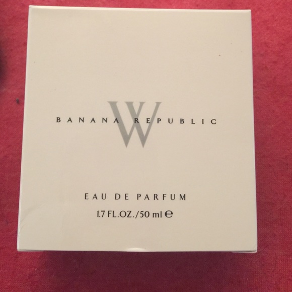 W from banana republic