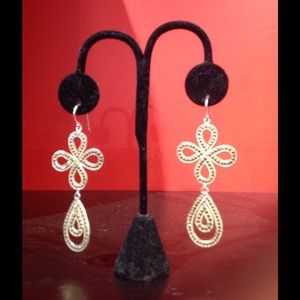 REDUCED! Anna Beck Clover & Dbl Tear Drop Earrings