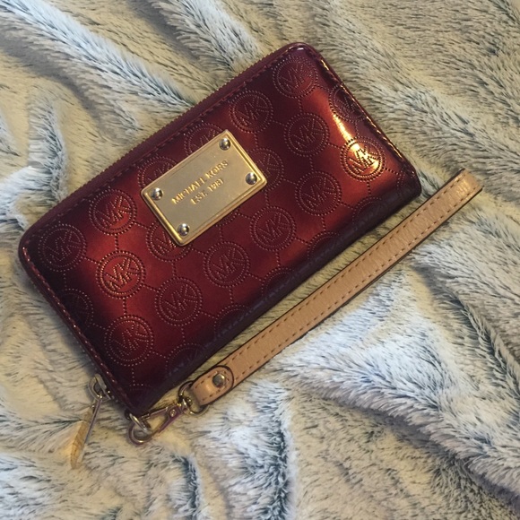 upgraded to a new wallet sooooo