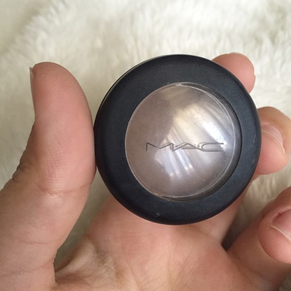 Mac eyeshadow