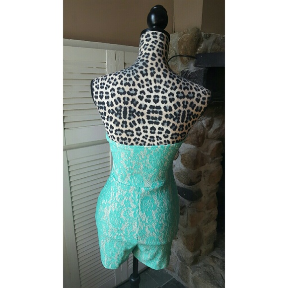 Mint lace skirted romper - Picture 3 of 3