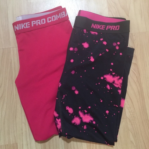 Nike Pro/Pro Combat Capri Tight Bundle
