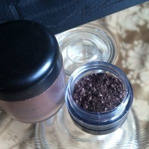 MAC RARE LIMITED EDITION PIGMENT MONDAY SALE🎉