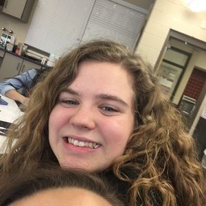 Meet your Posher, Abby