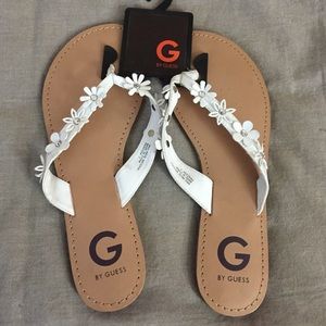 NWT G by Guess Floral sandals 7