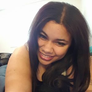 Meet your Posher, Tosha