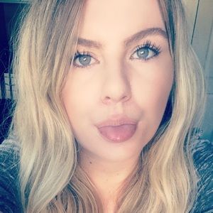 Meet your Posher, Mackenzie