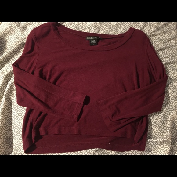 Maroon crop top quarter length sleeves