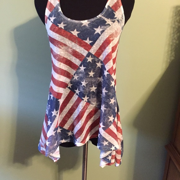 Amazing US flag tank - Picture 2 of 4