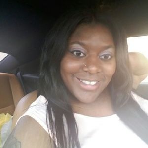 Meet your Posher, Lashanta