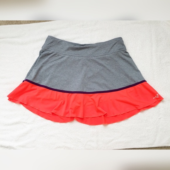 Must GO‼️NWOT workout mini skirt
