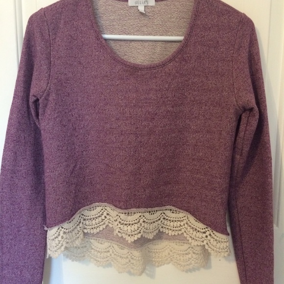 purple crop top