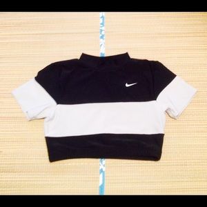 Nike Tops - 🌟Nike Dri FIT Cropped Top Nike Tops - 🌟Nike Dri FIT Cropped Top