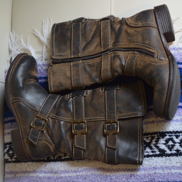 Sonoma Worn Look Brown Boots With Buckles
