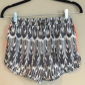 Grey patterned shorts