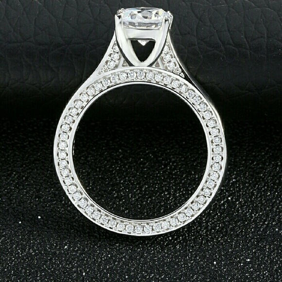 2.00 Ct CZ Engagement Ring - Picture 2 of 4