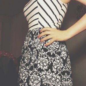 XHZILARATION B&W DRESS--