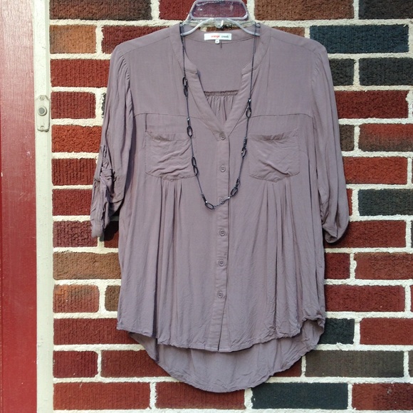 ✨ Great boutique drapey top - Picture 4 of 4