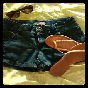 Boom Boom jean shorts size 5