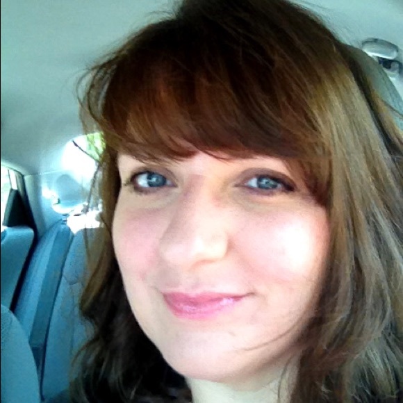 Meet your Posher, Michelle - Picture 1 of 1