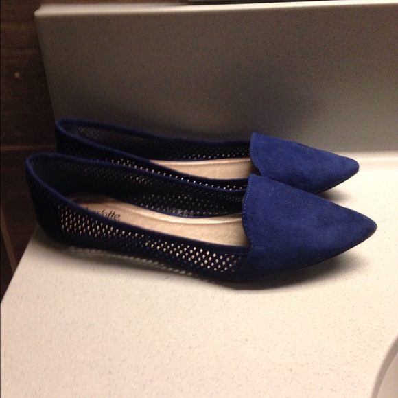 Blue flats - Picture 3 of 3