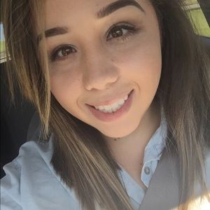 Meet your Posher, Lidia