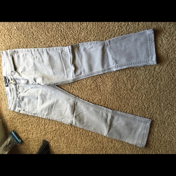 Jean pant. - Picture 1 of 1