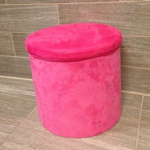 Storage/chair/foot rest