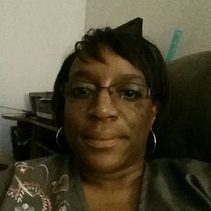 Meet your Posher, Simona