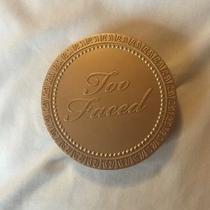 Too faced endless summer bronzer