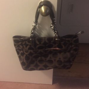Coach purse. Tote/shoulder bag.