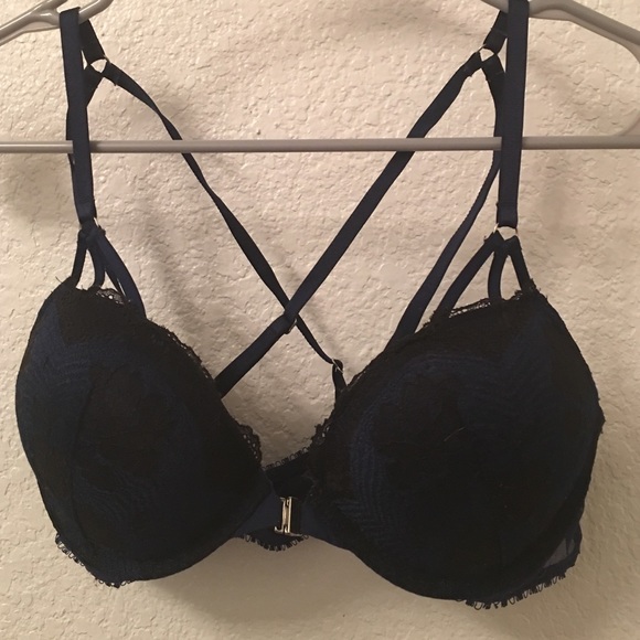 Victoria's Secret bombshell plunge very sexy bra