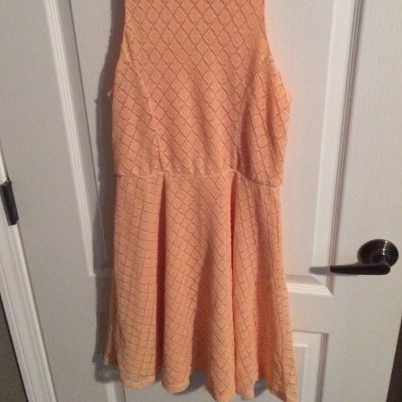 Dress - Picture 2 of 4