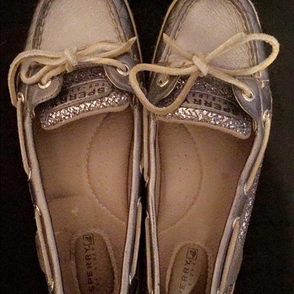 Adorable sparkly gray sperrys!!😍 - Picture 4 of 4