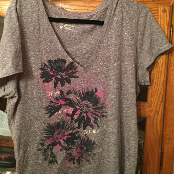 AE graphic tee